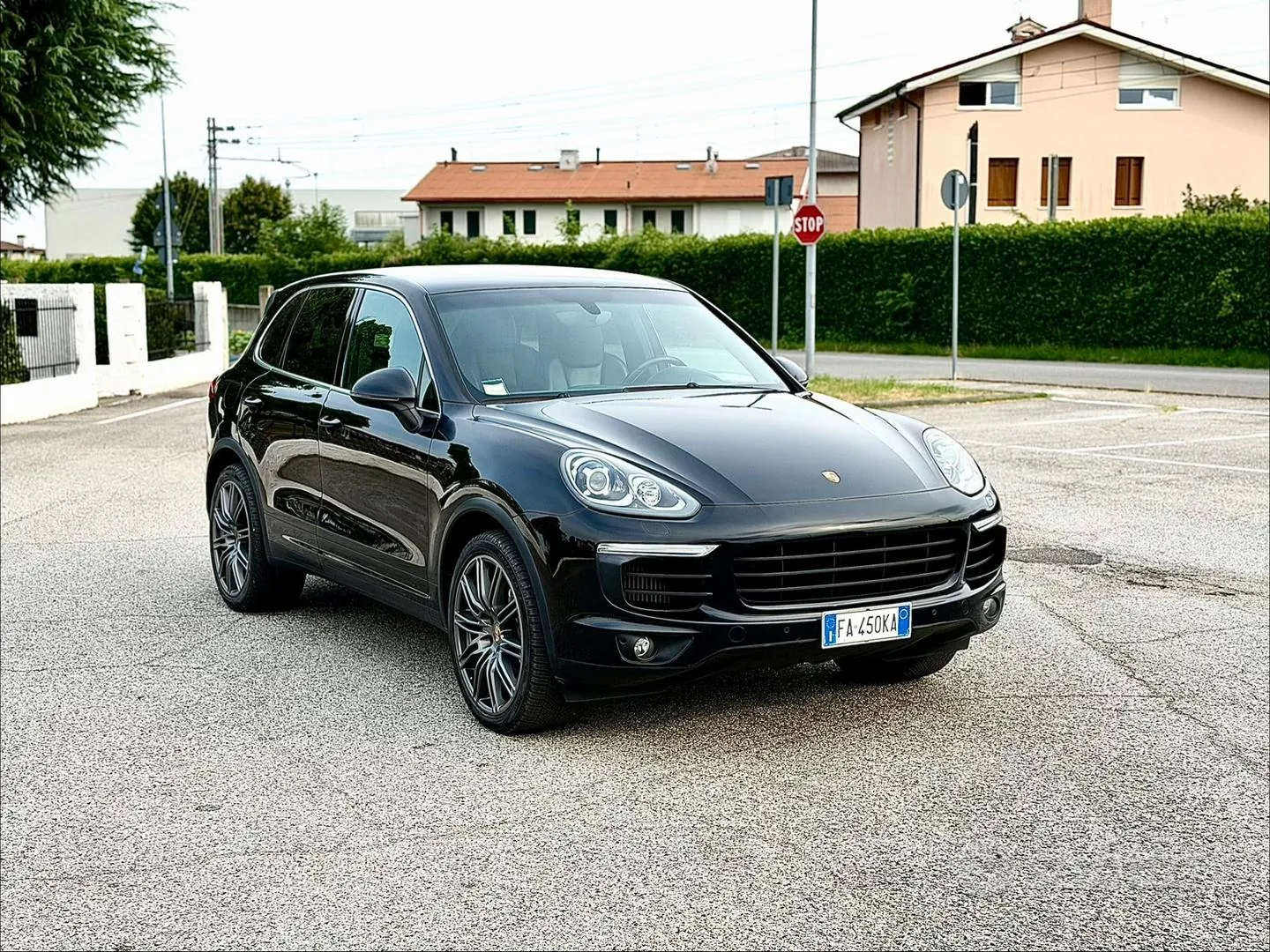 Porsche Cayenne 2015 photo 2