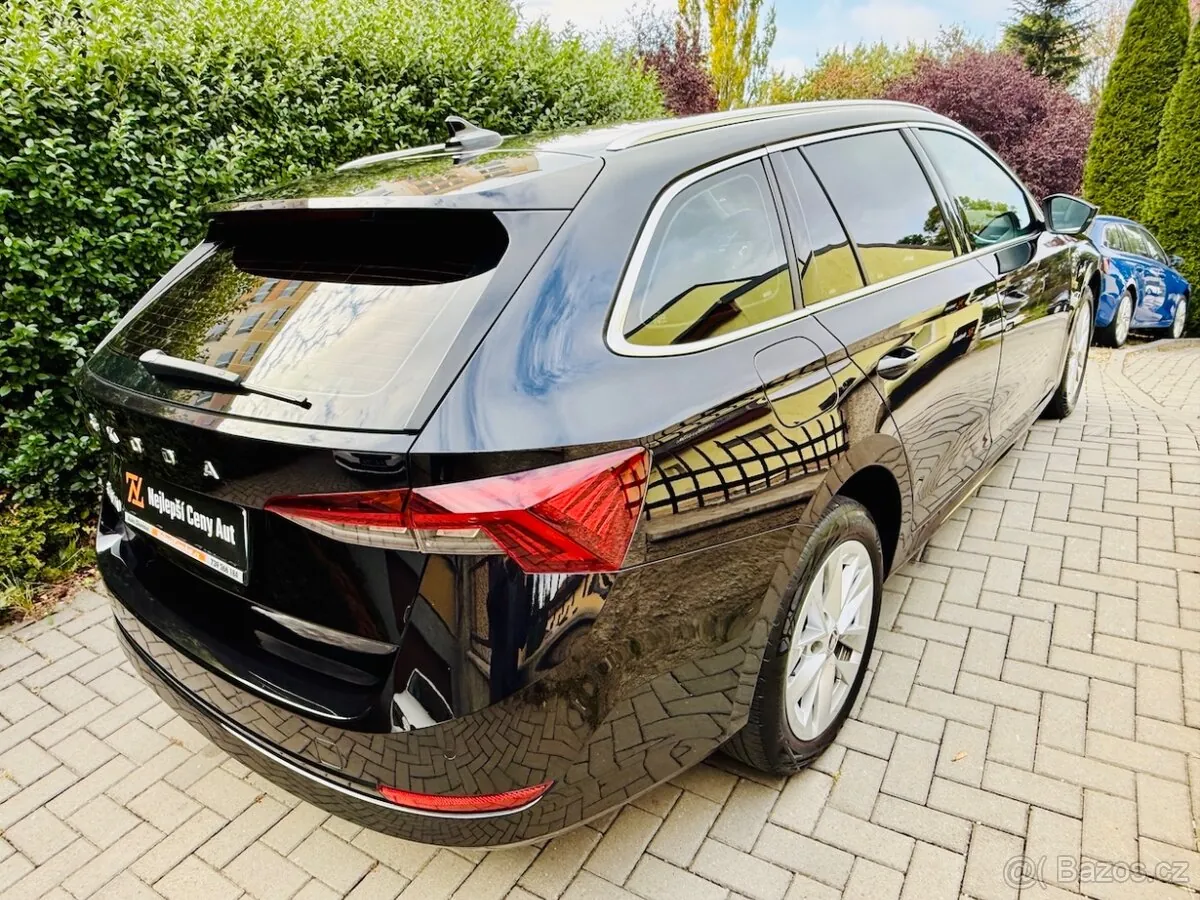 Skoda Octavia 2023 photo 5