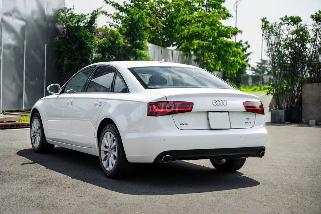 Audi A6 2014 photo 4