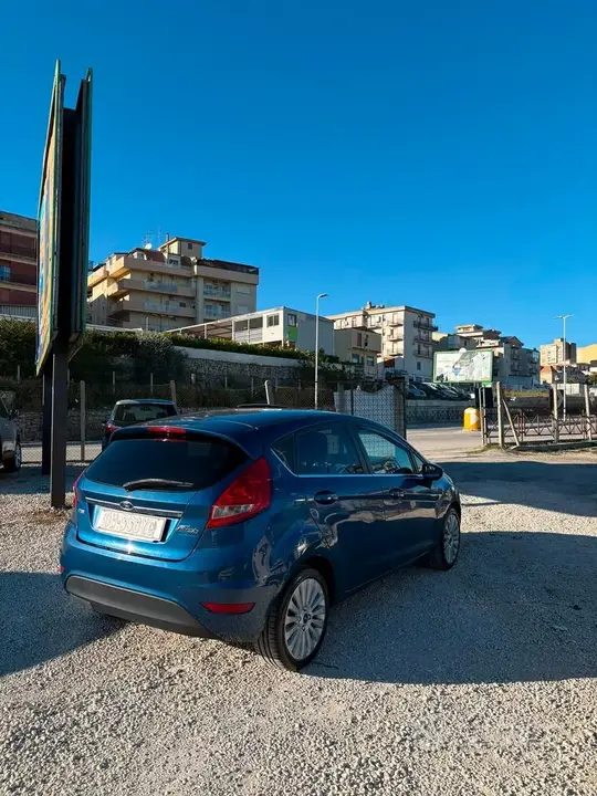 Ford Fiesta 2009 photo 5