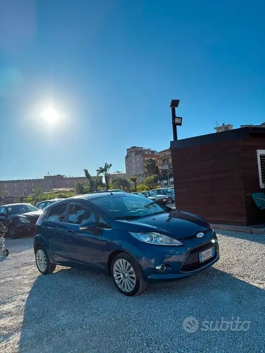 Ford Fiesta 2009 photo 3