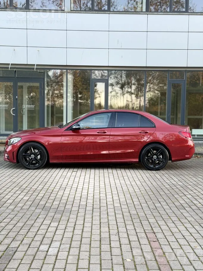 Mercedes-Benz C180 Amg 2019 photo 4