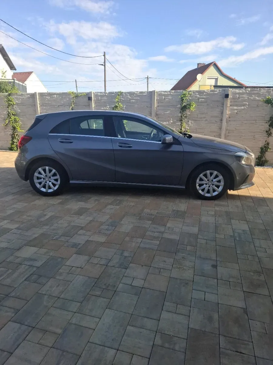Mercedes-Benz A-Class 2016 photo 2
