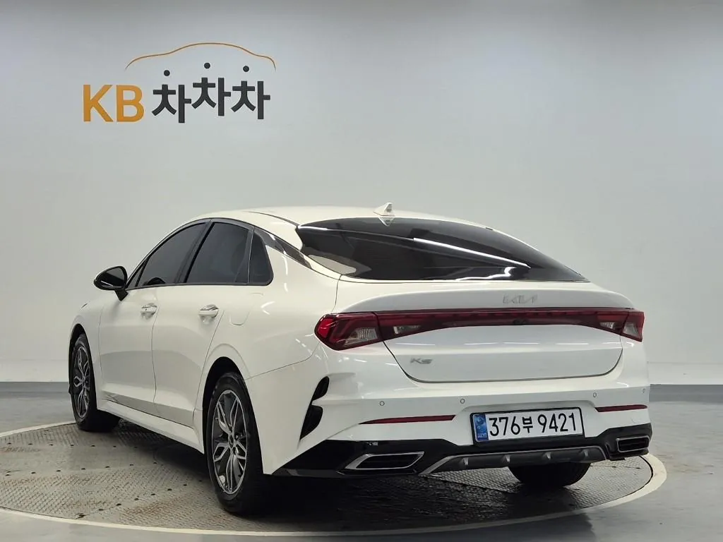Kia K5 2022 photo 2