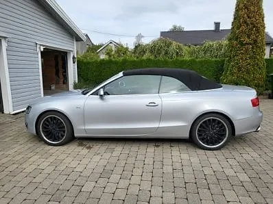 Audi A5 2010 photo 2