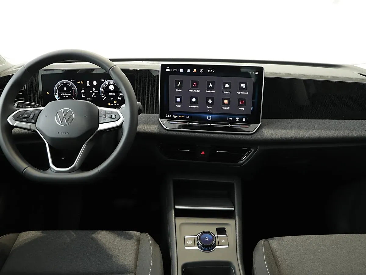 Volkswagen Tiguan 2026 photo 2