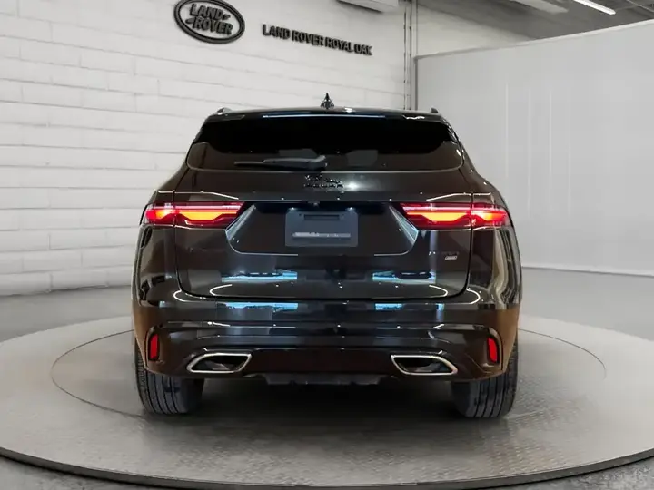Jaguar F-Pace 2023 photo 4
