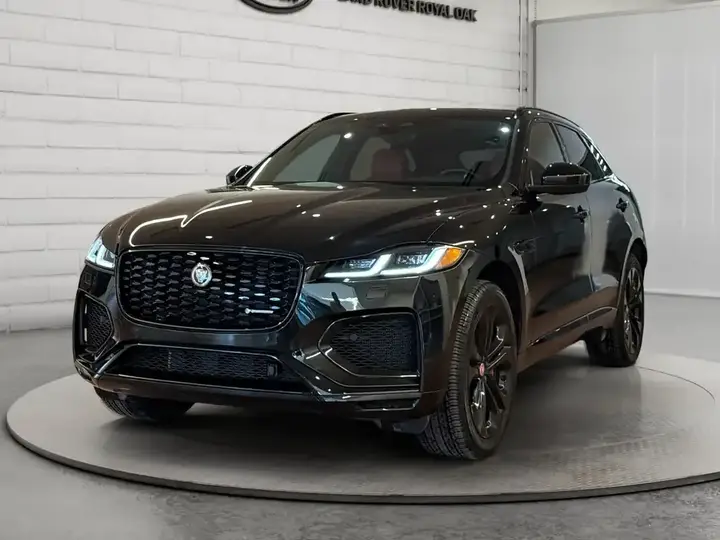 Jaguar F-Pace
