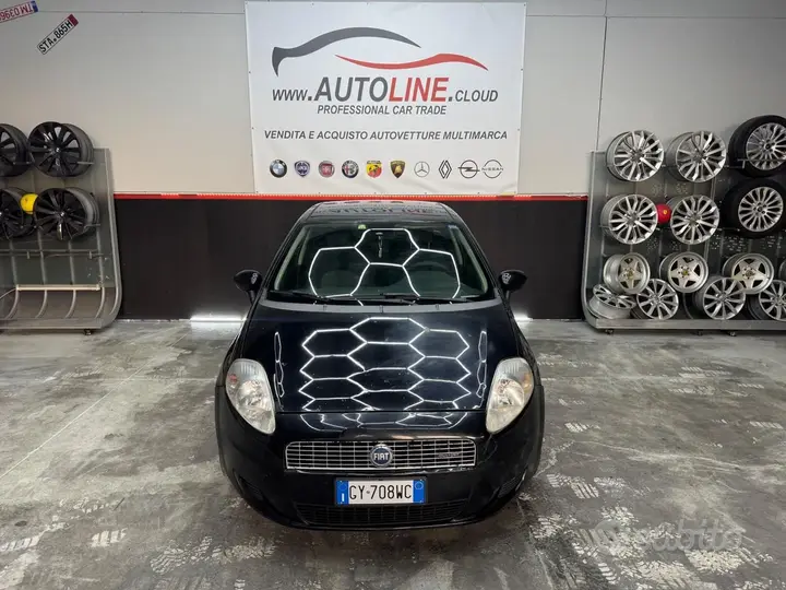 Fiat Grande Punto 2008 photo 3