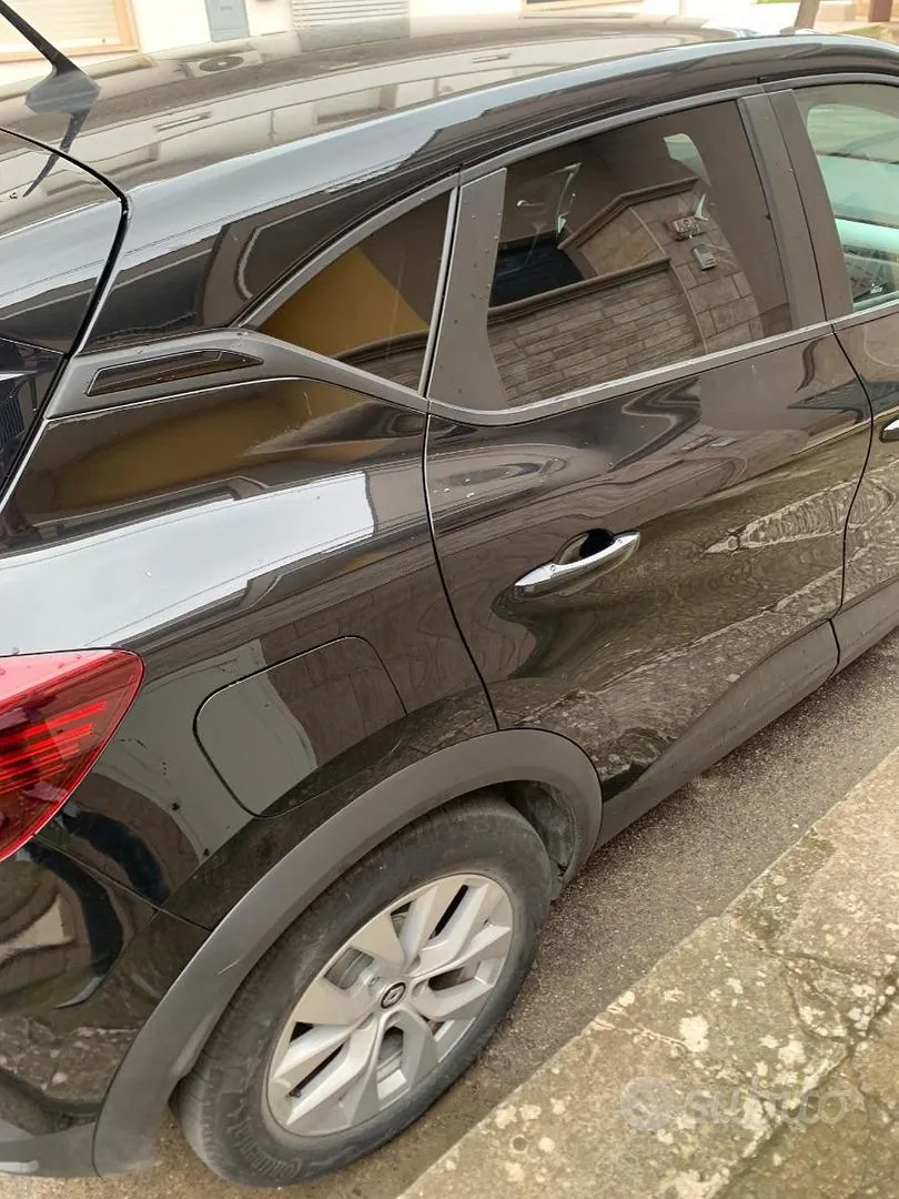 Renault Captur 2022 photo 3
