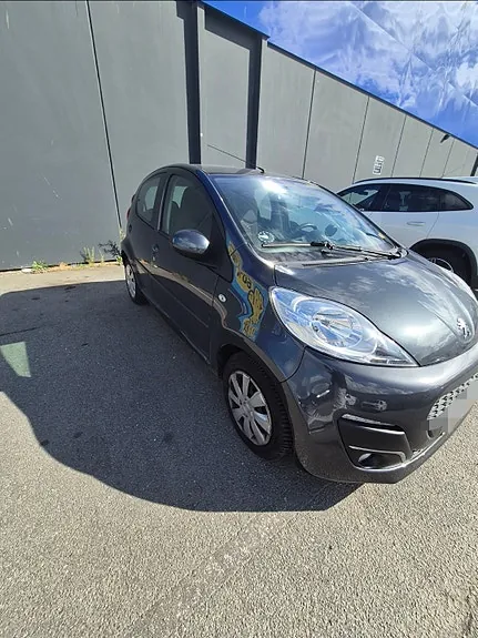 Peugeot 107 2013 photo 4