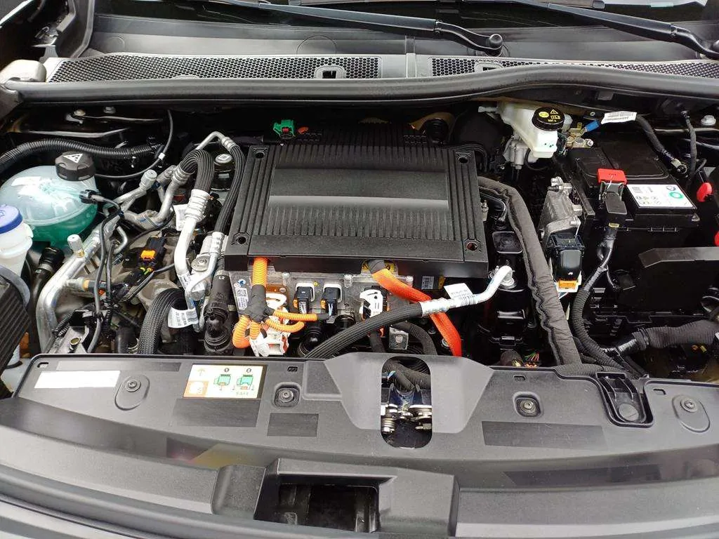 Peugeot 2008 2022 photo 5