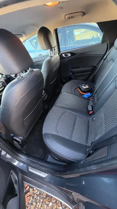 Kia Xceed 2023 photo 2