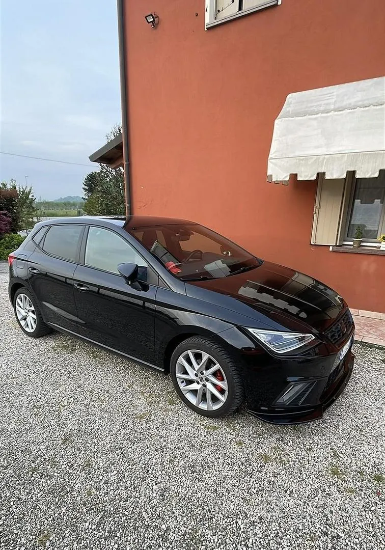Seat Ibiza 2022 photo 3