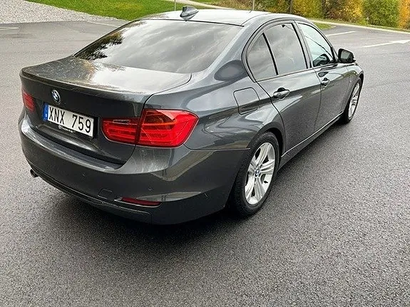 BMW 320D 2013 photo 3