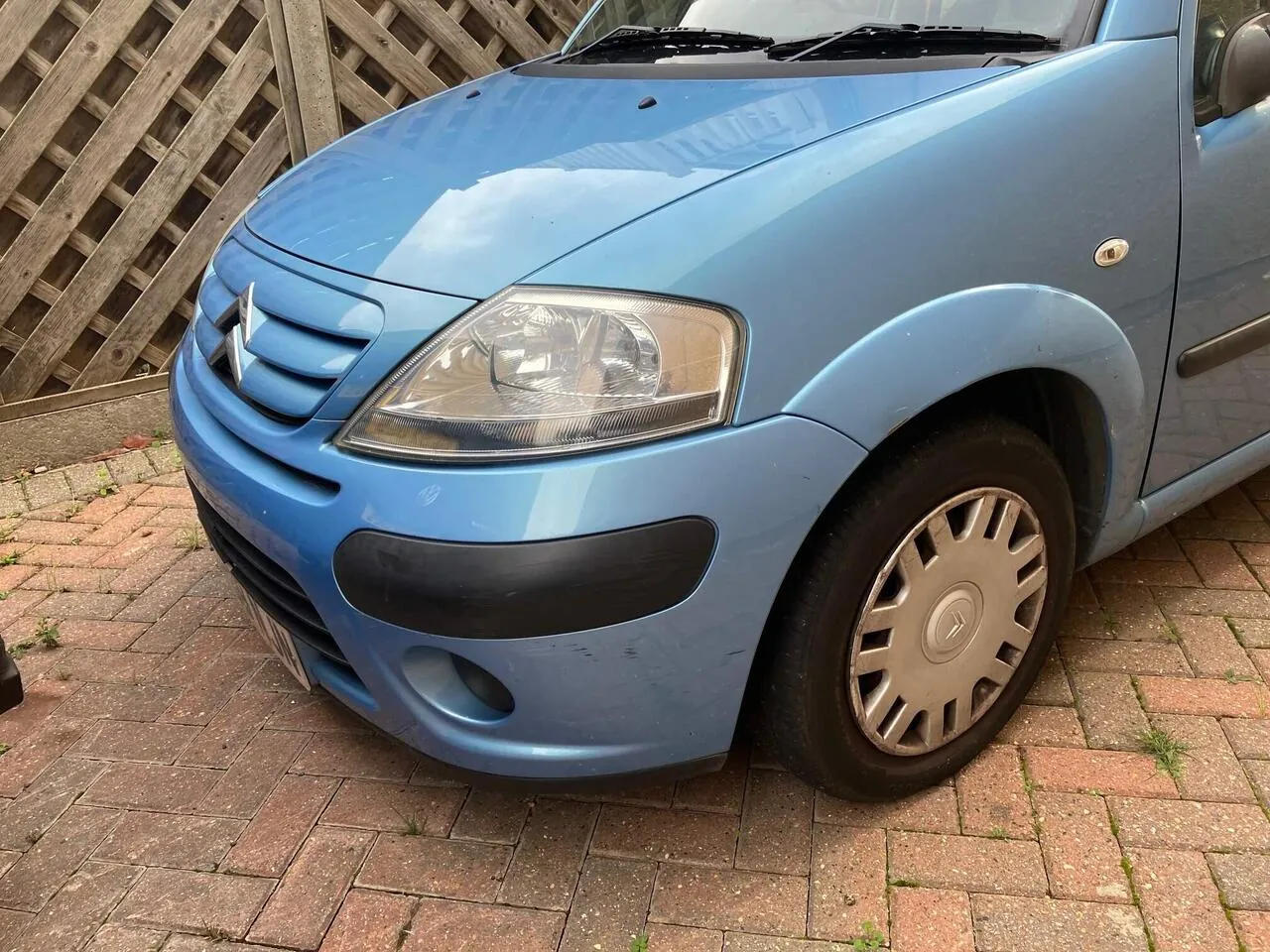 Citroen C3 2008 photo 3