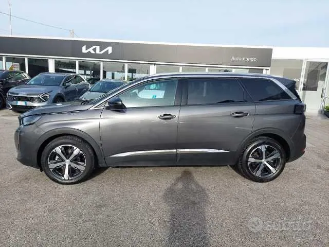 Peugeot 5008 2024 photo 4
