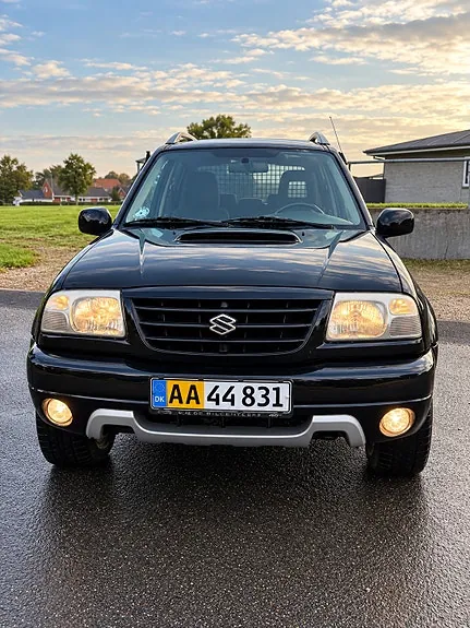 Suzuki Grand Vitara 2002 photo 3