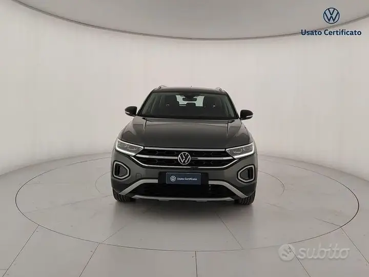 Volkswagen T-Roc 2025 photo 2