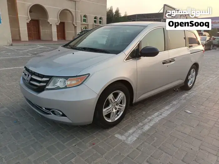 Honda Odyssey 2014 photo 4
