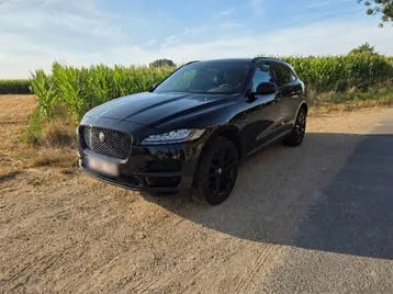 Jaguar F-Pace 2020 photo 3