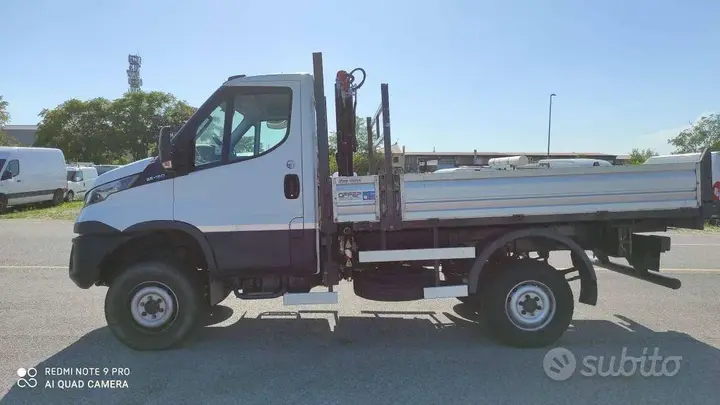 Iveco Daily 2018 photo 3