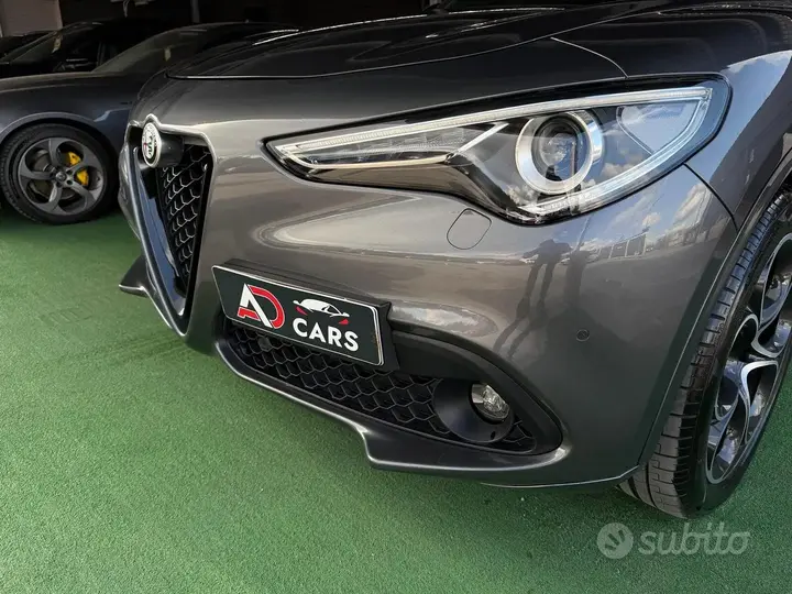 Alfa Romeo Stelvio 2022 photo 4