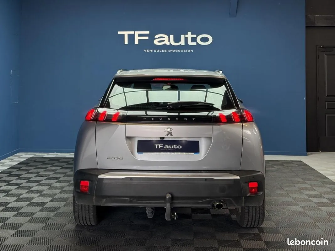 Peugeot 2008 2019 photo 4