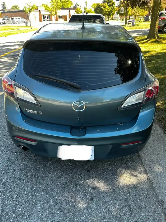 Mazda 3 2010 photo 3