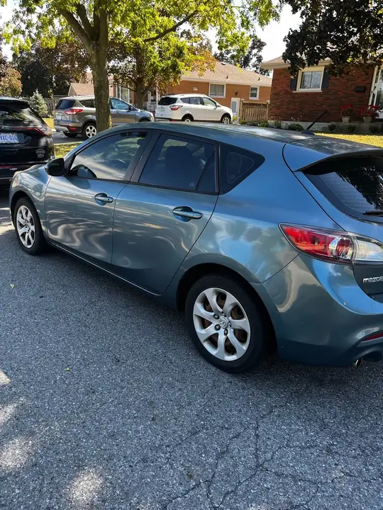 Mazda 3 2010 photo 2