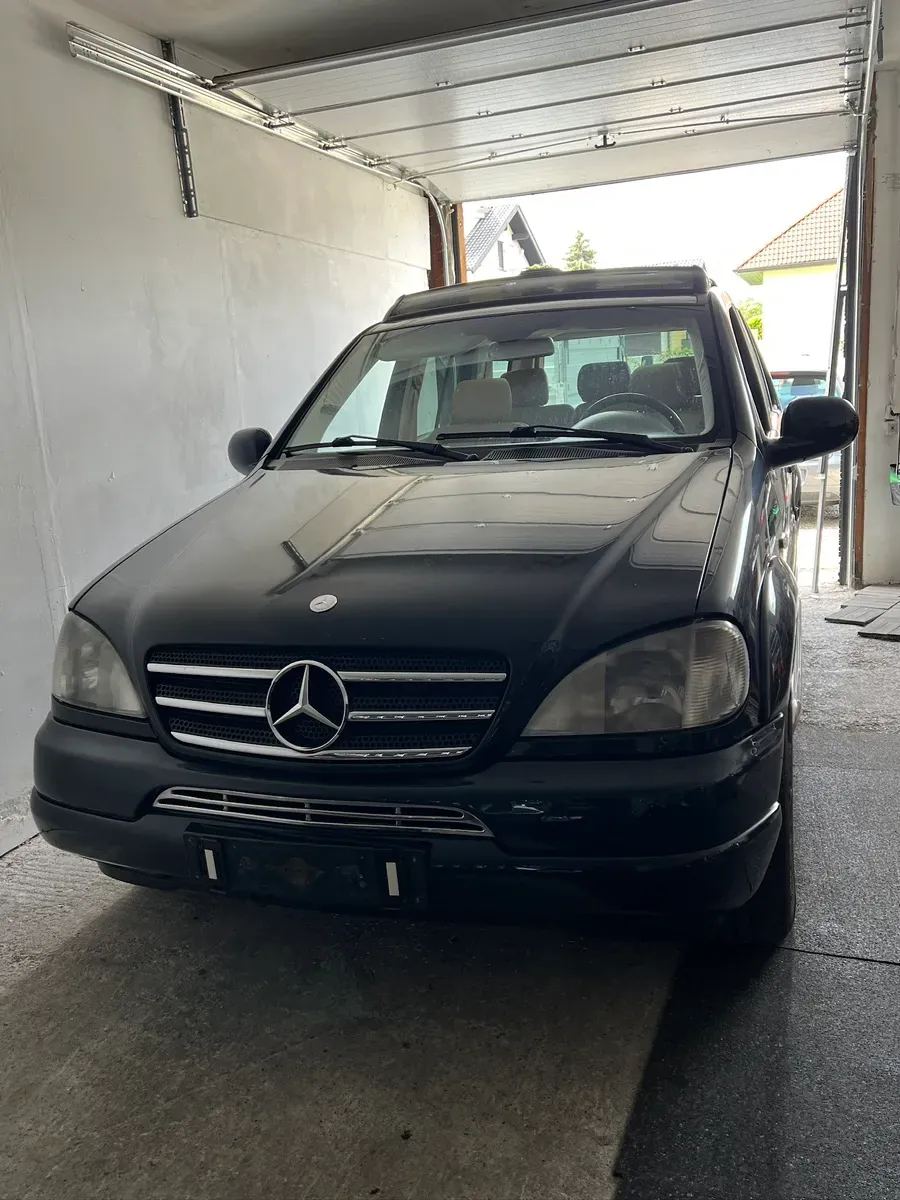 Mercedes-Benz M-Class
