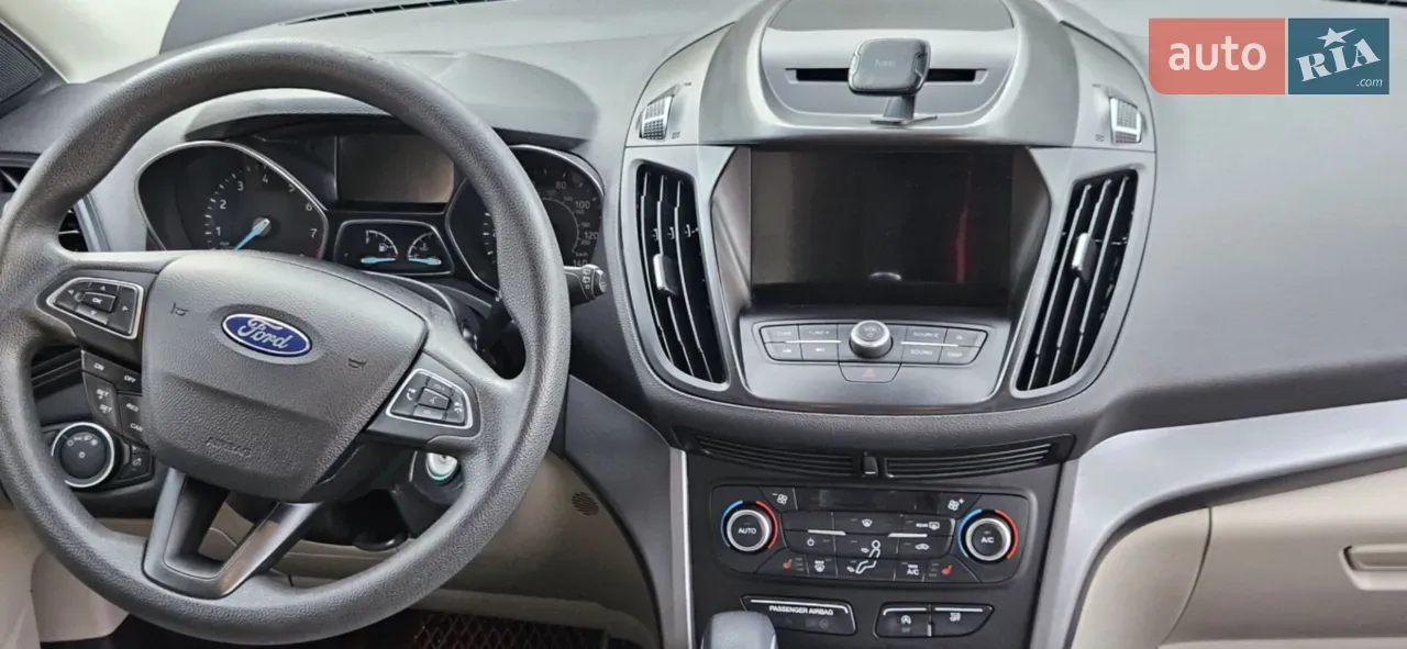 Ford Escape 2018 photo 3
