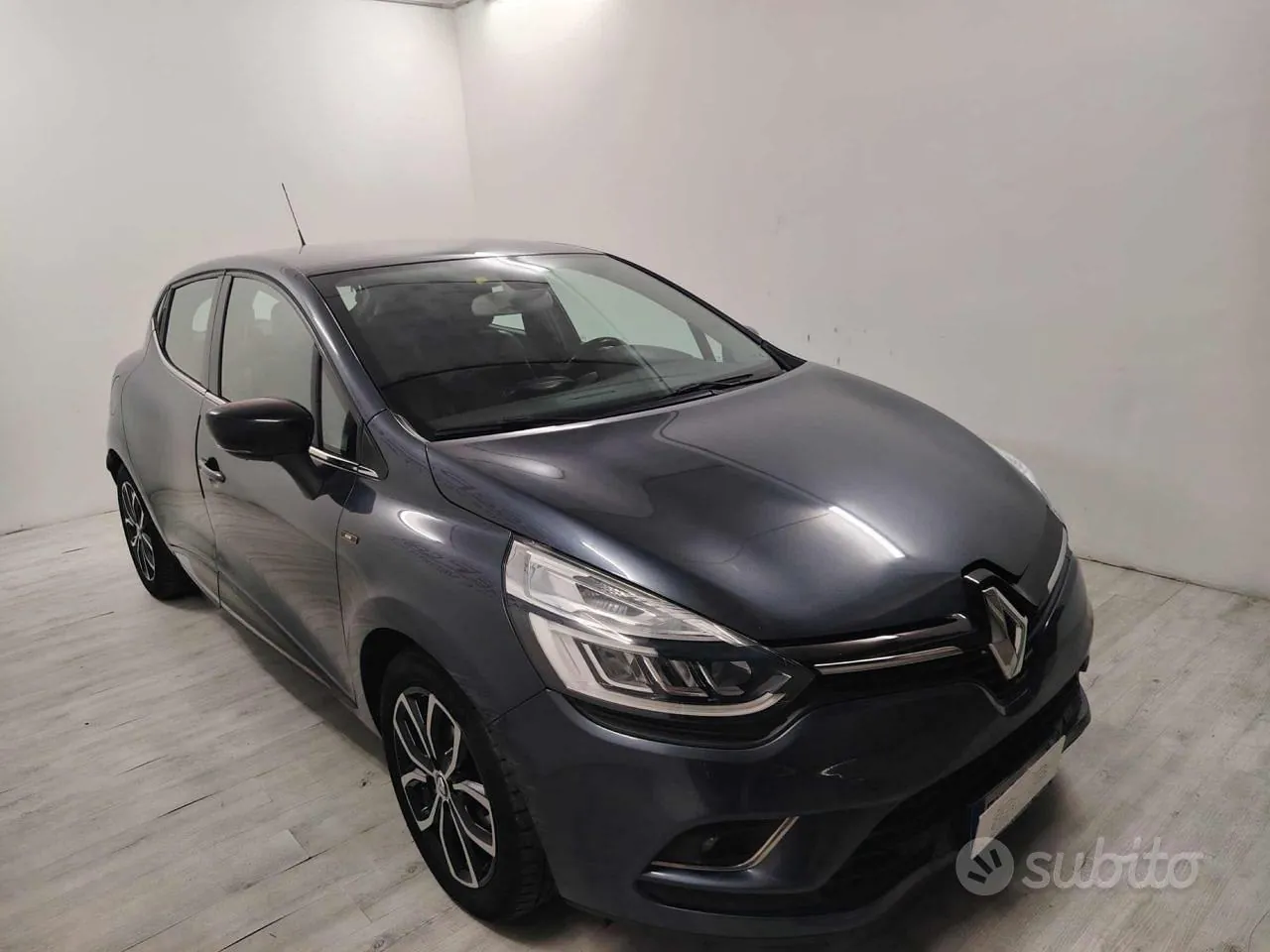 Renault Clio 2019 photo 2