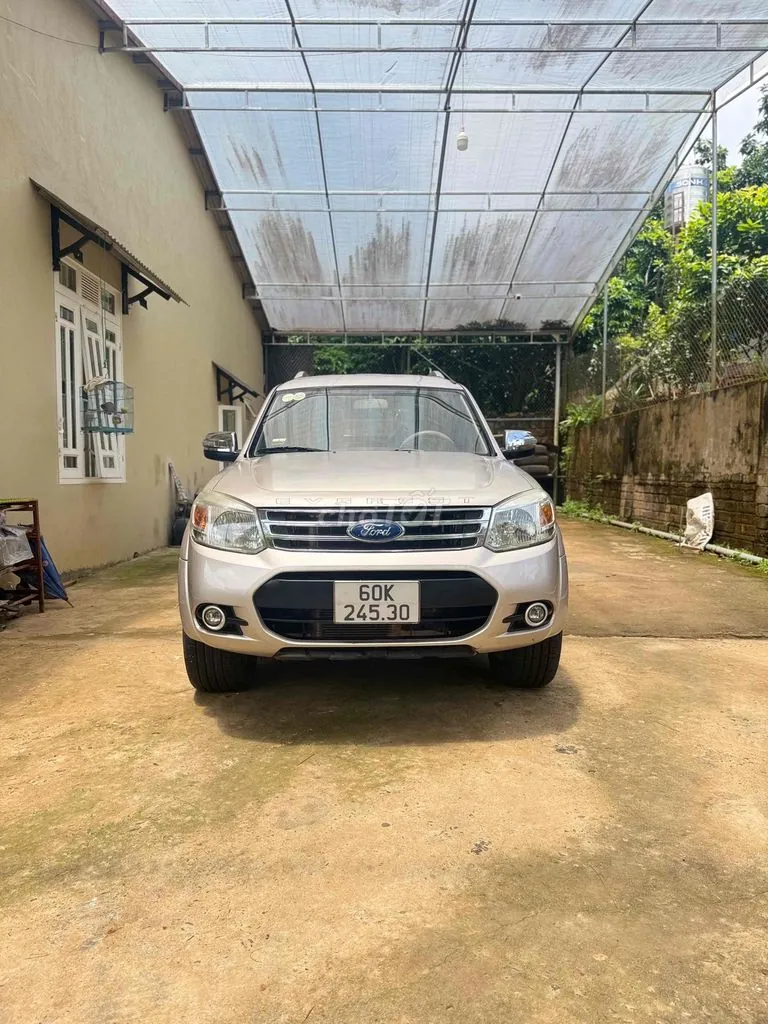 Ford Everest 2015 photo 2