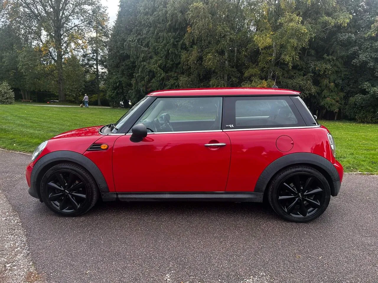 Mini Hatch 2013 photo 2