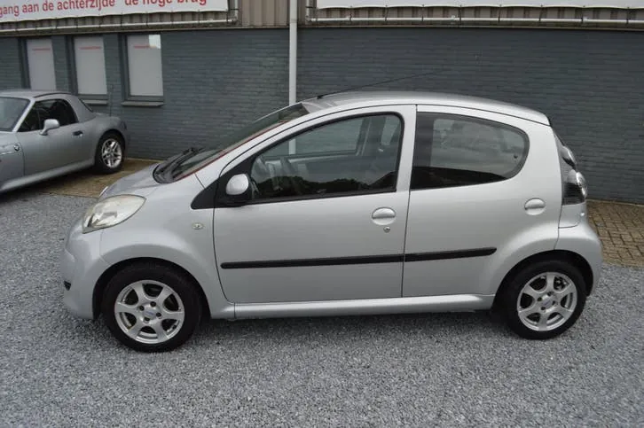 Citroen C1 2010 photo 3