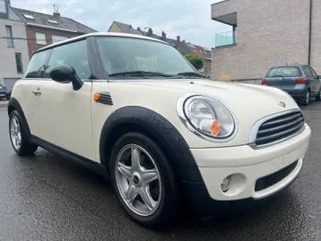 Mini One 2009 photo 2