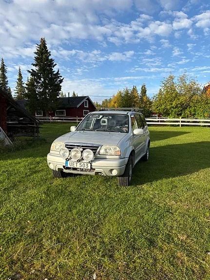 Suzuki Grand Vitara 2003 photo 3