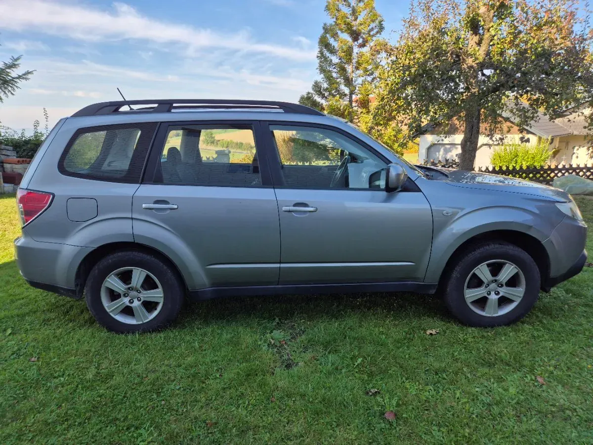 Subaru Forester 2008 photo 3