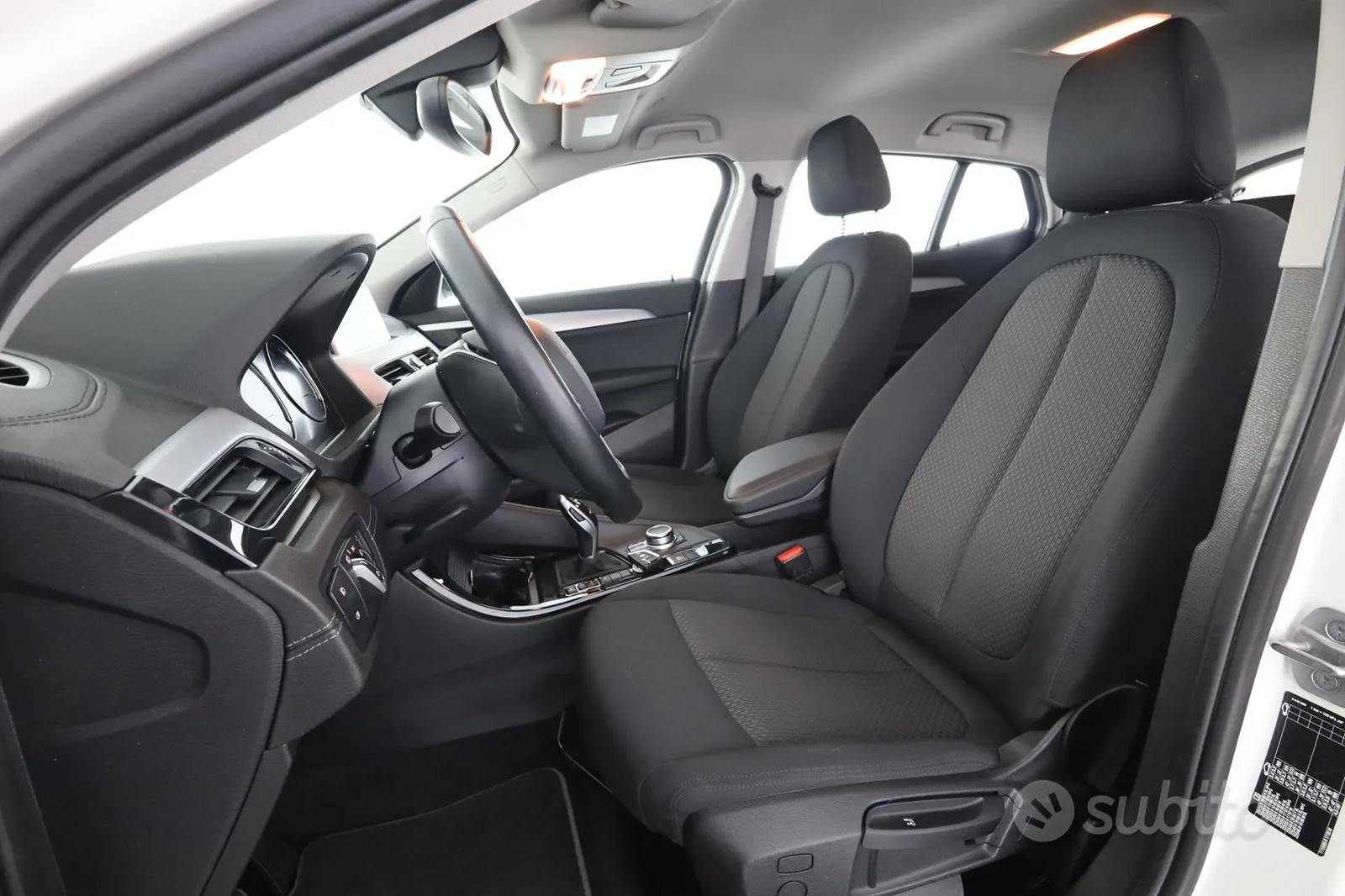 BMW X2 2022 photo 2