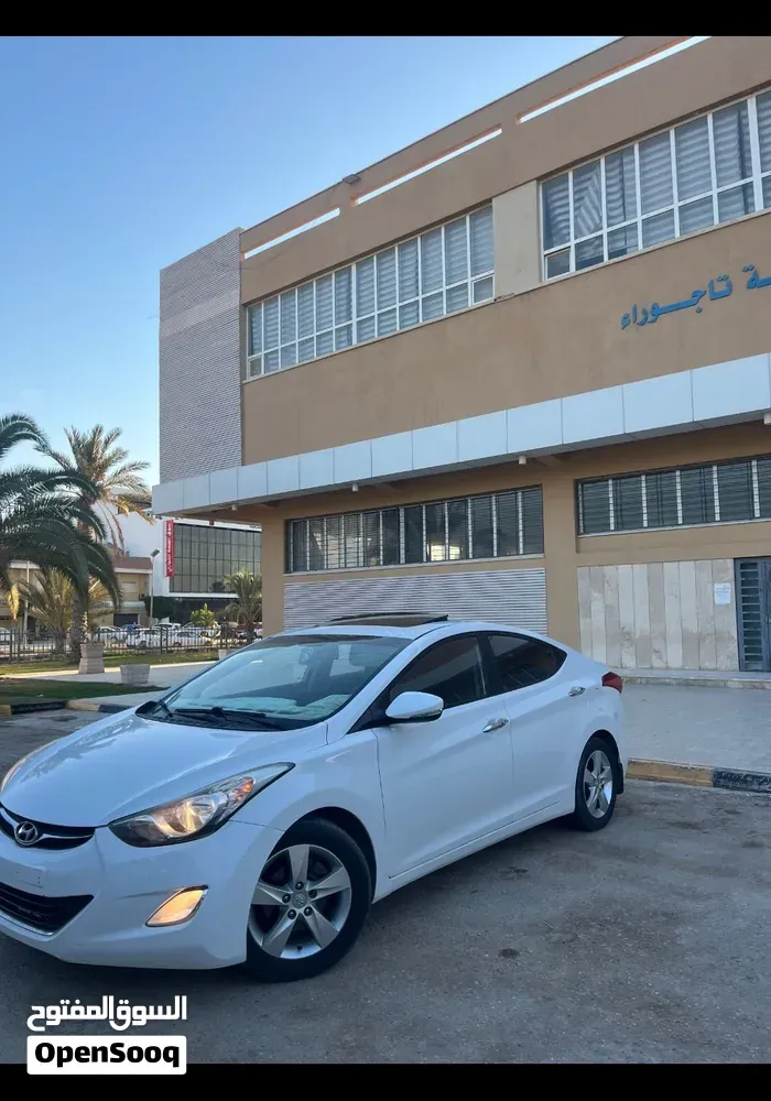 Hyundai Avante 2012 photo 3