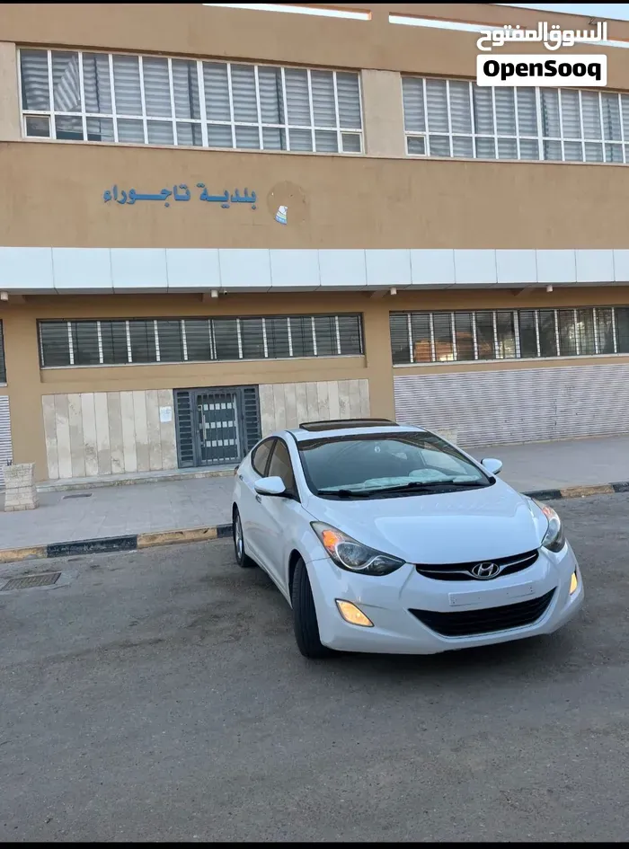 Hyundai Avante 2012 photo 2