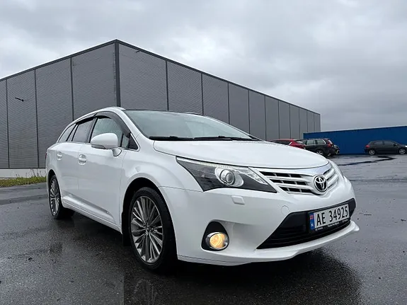 Toyota Avensis 2012 photo 4