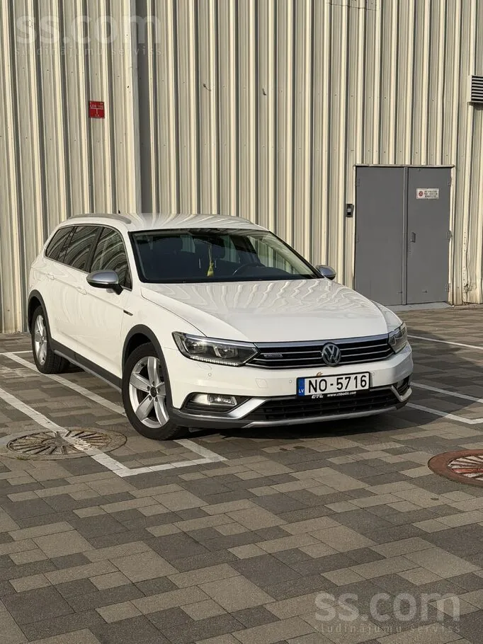 Volkswagen Passat Alltrack 2015 photo 2