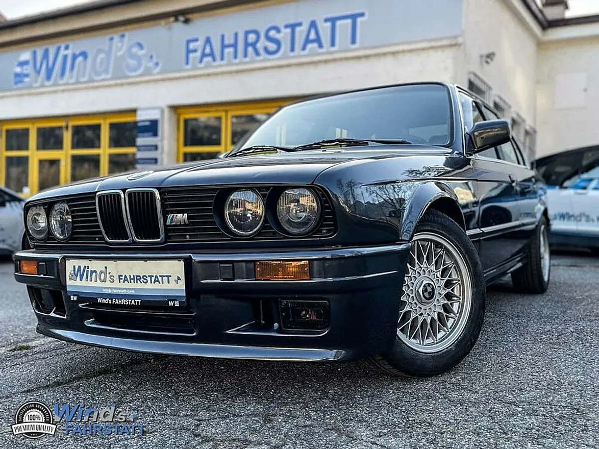 BMW 3 Series 1990 photo 2