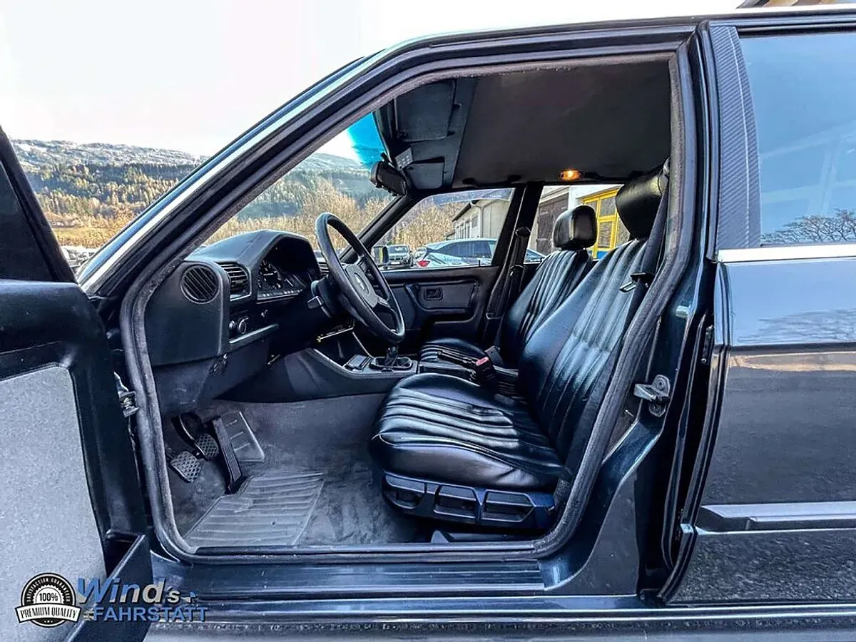 BMW 3 Series 1990 photo 5