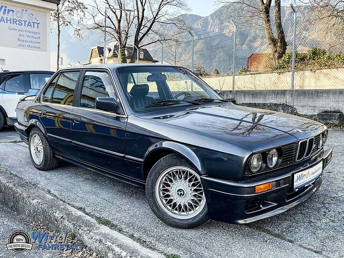 BMW 3 Series 1990 photo 3