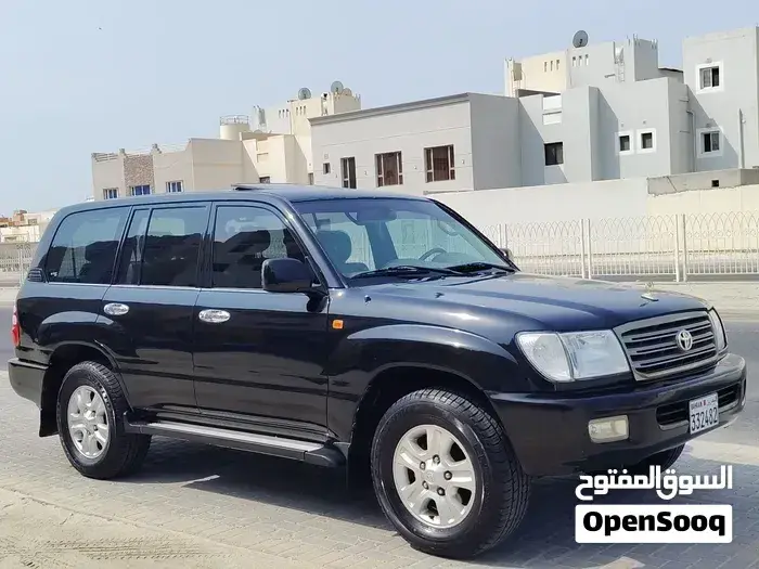 Toyota Land Cruiser 2003 photo 2