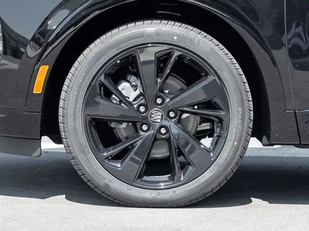 Buick Envision 2026 photo 4