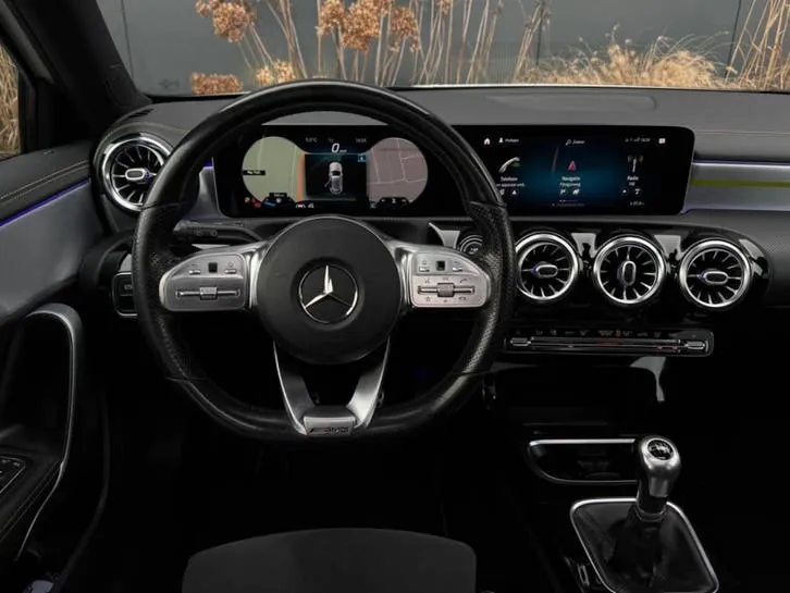 Mercedes-Benz A-Class 2019 photo 2